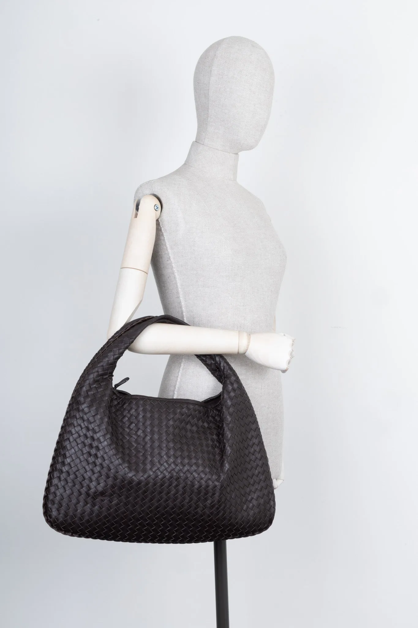 BOTTEGA VENETA Hobo Bag Brown Intrecciato